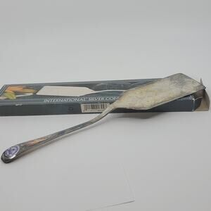 Vintage Silver-plated pizza/lasagna server International Silver Company 11 3/4"